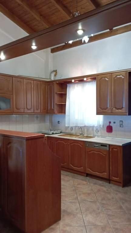 Melana Apartment Tiros Luaran gambar