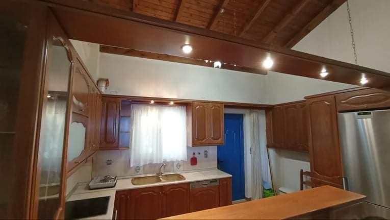 Melana Apartment Tiros Luaran gambar