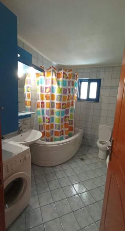 Melana Apartment Tiros Luaran gambar